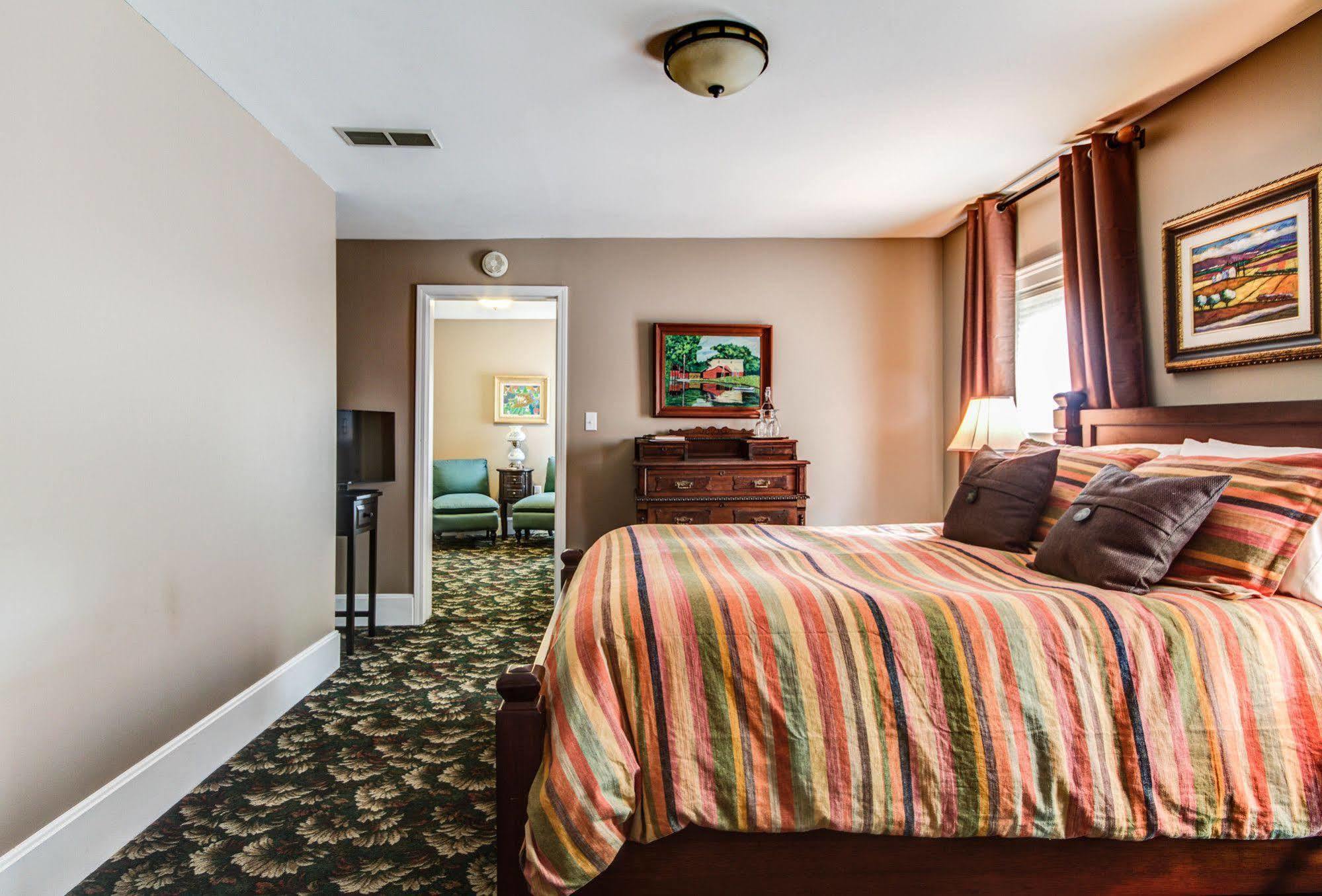 Twin Oaks Inn Согатак Экстерьер фото